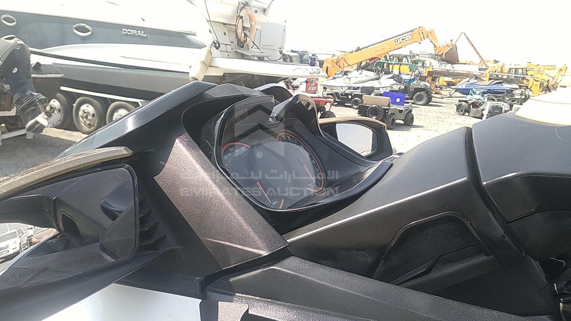 2013 JET SKI + TROLLEY SEA DOO VIN: CAYDV10776C313