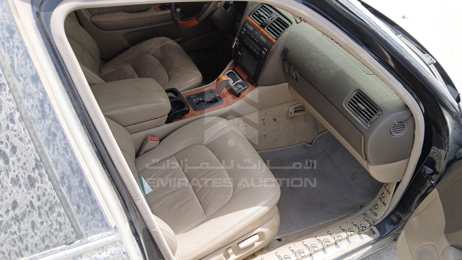 2000 LEXUS LS400 VIN: JT8BH28F0Y0176465