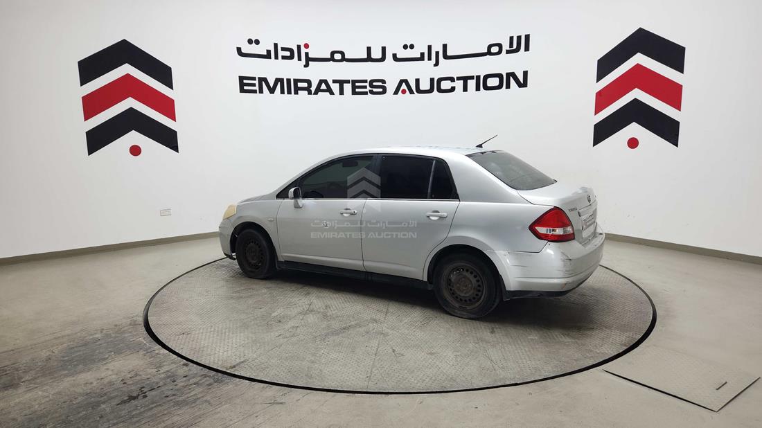 نيسان تيدا 2009 — الجانب الأيسر — صورة 46
