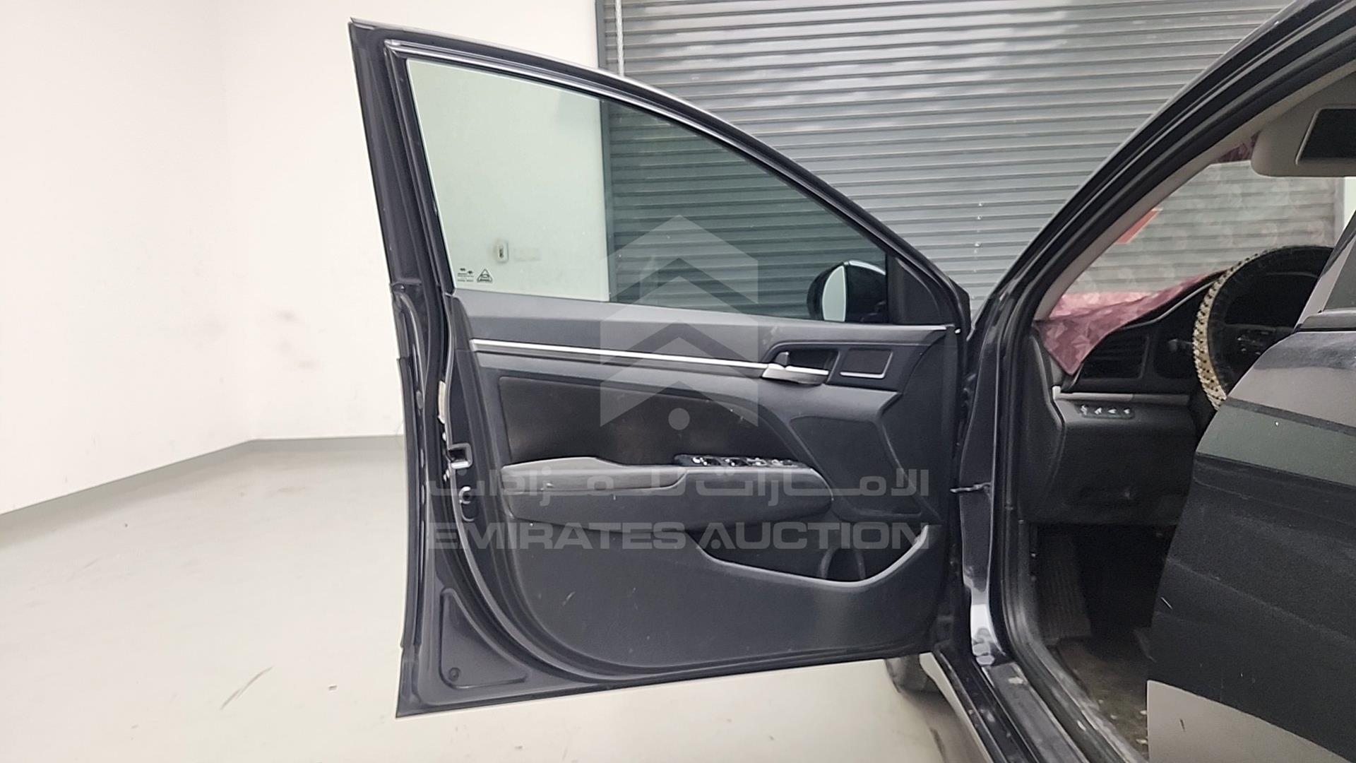 2020 HYUNDAI ELANTRA VIN: 5NPD84LF4LH566560