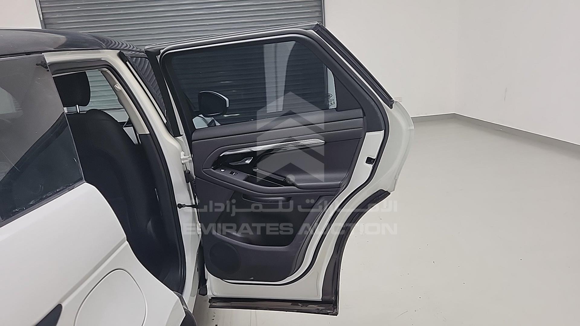 2020 RANGE ROVER EVOQUE VIN: SALZA2BX2LH073735