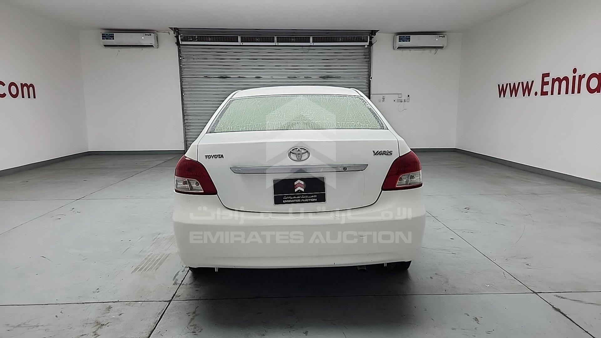 2009 TOYOTA YARIS VIN: JTDBW923294025975