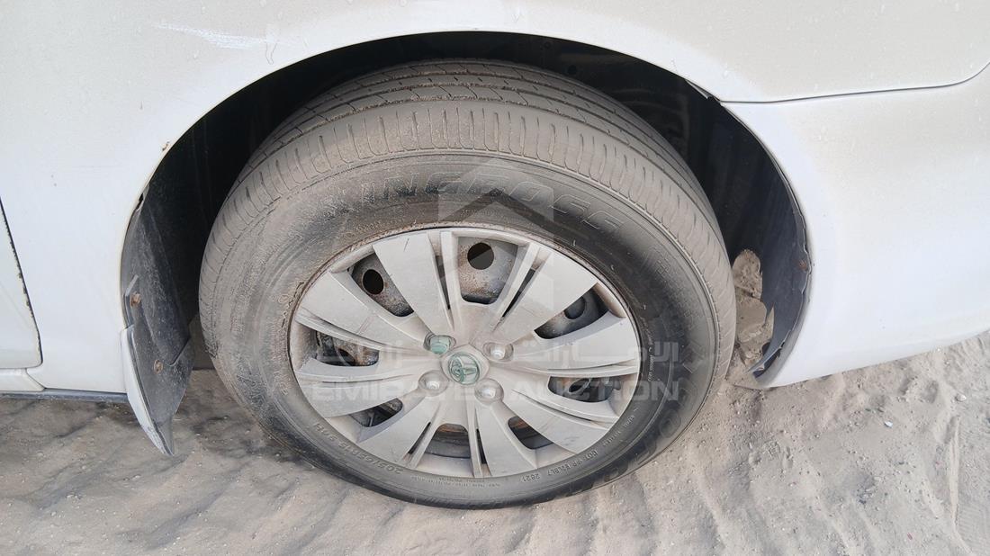 2014 Toyota Camry — Front Right Tyre — Photo 30