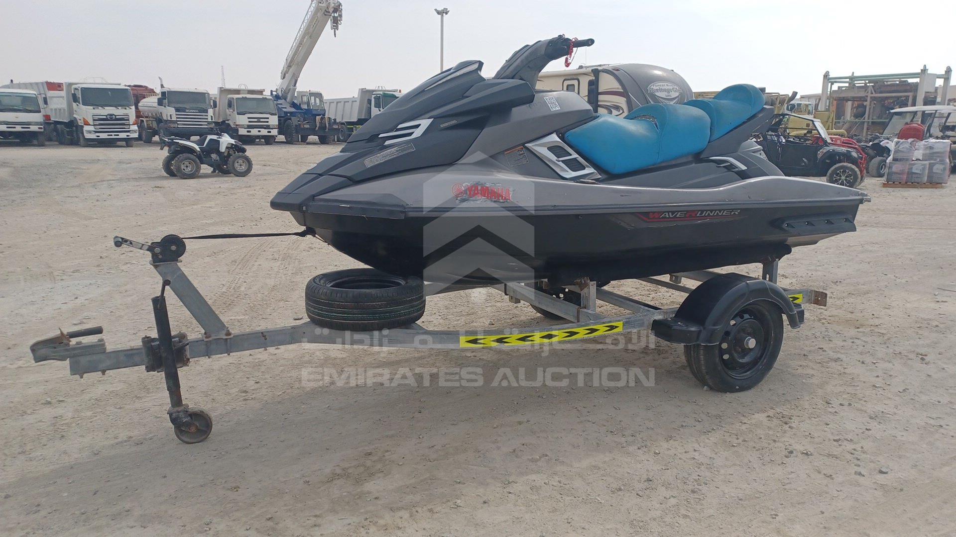 2018 JET SKI + TROLLEY YAMAHA VIN: US-YAMA1427B818