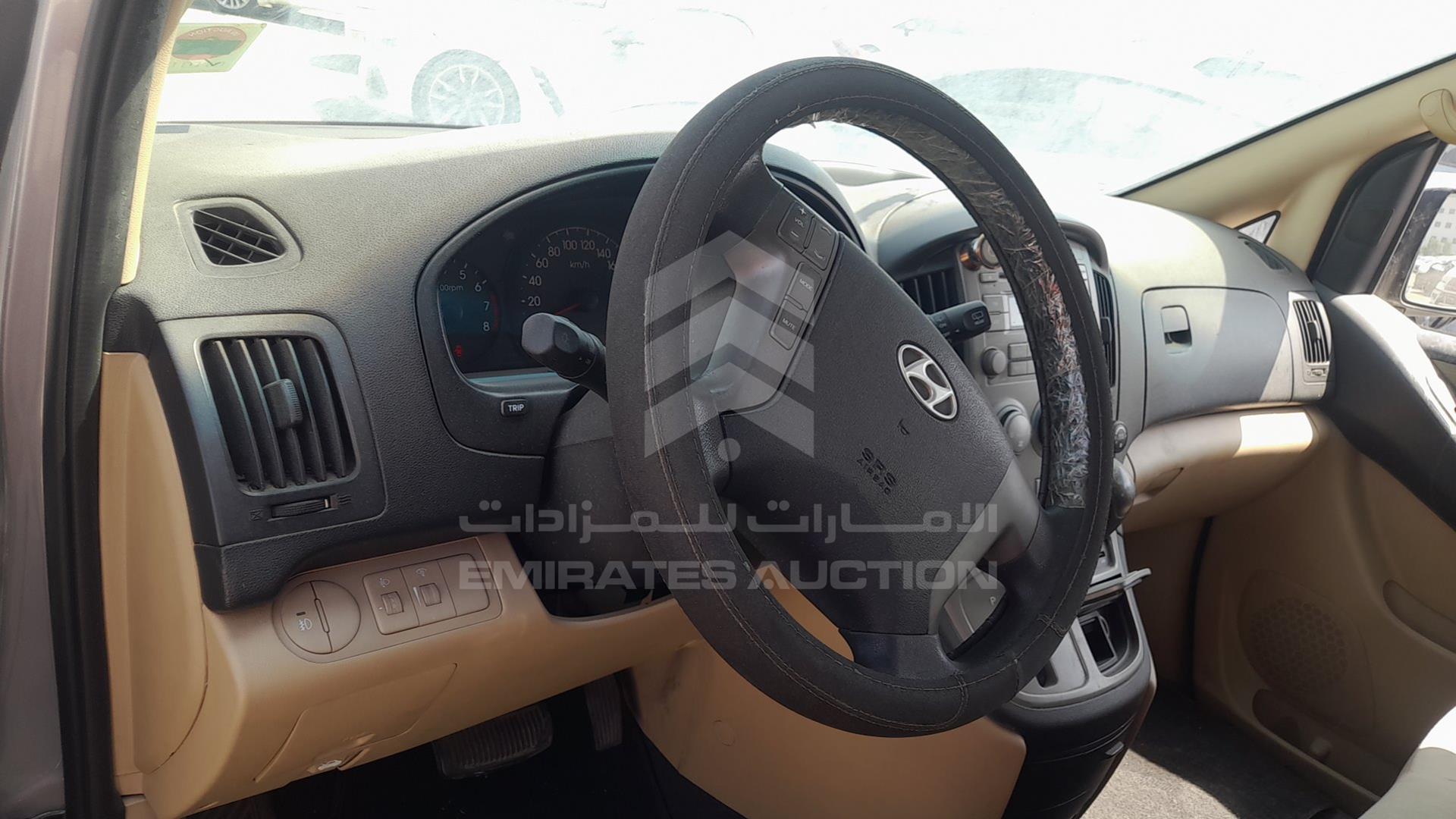 2012 HYUNDAI H1 VIN: KMHWH81R6CU404489