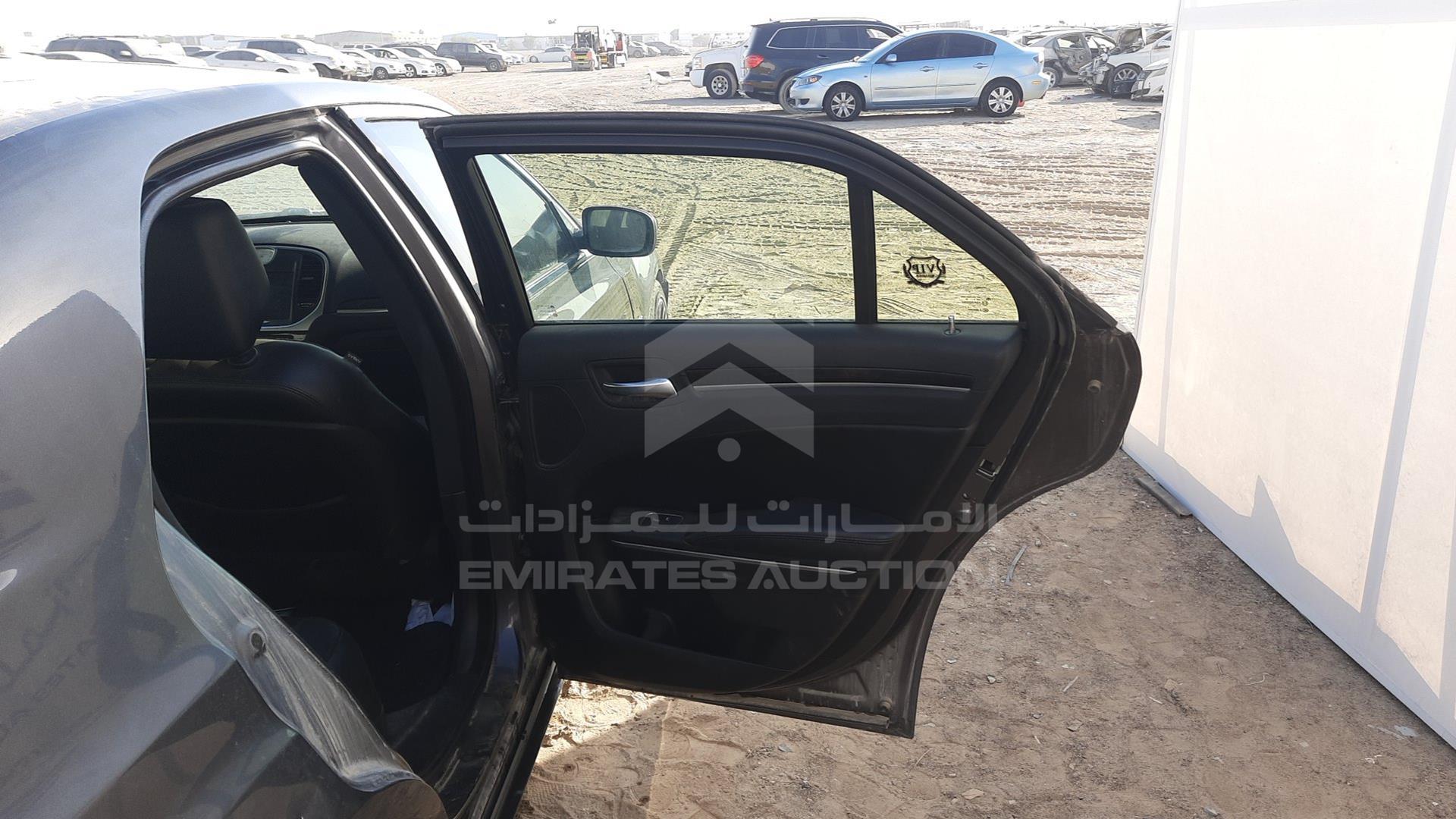 2013 CHRYSLER 300 C VIN: 2C3CCAKT4DH646570