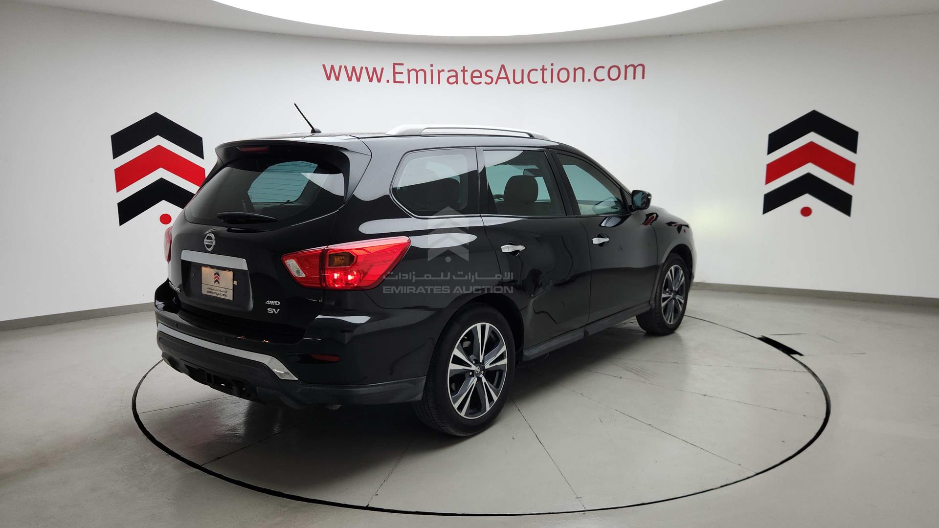 2018 NISSAN PATHFINDER VIN: 5N1DR2M52JC600894
