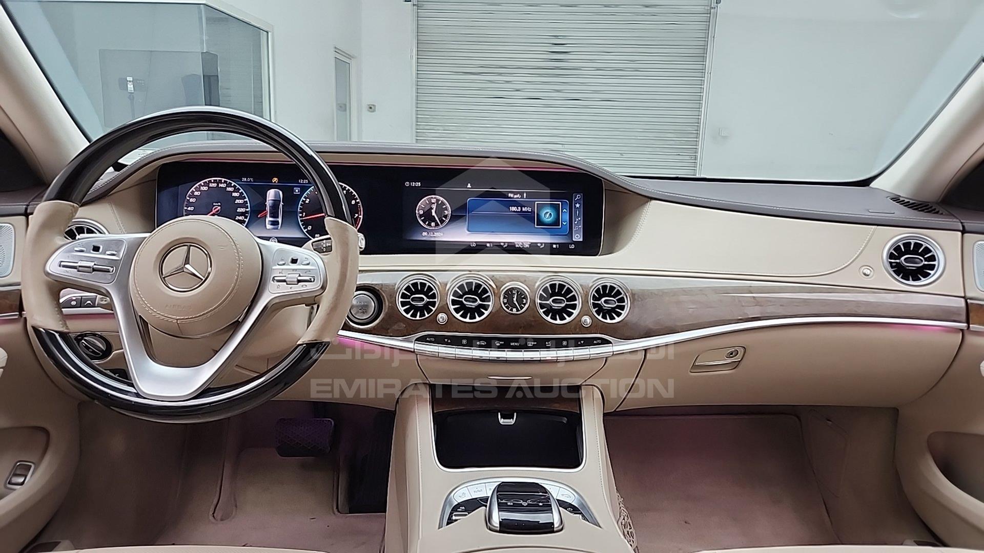 2015 MERCEDES S 550 VIN: WDDUG8FB1FA098842