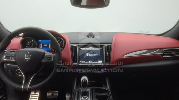 ZN6YU61F1JX277633 Maserati Levante