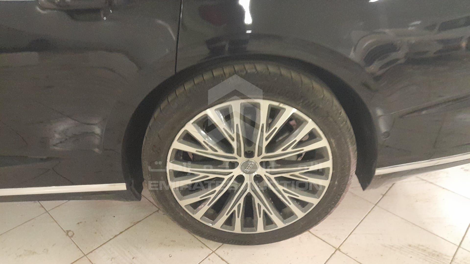 2020 AUDI A8 VIN: WAUZZZF80LN002592