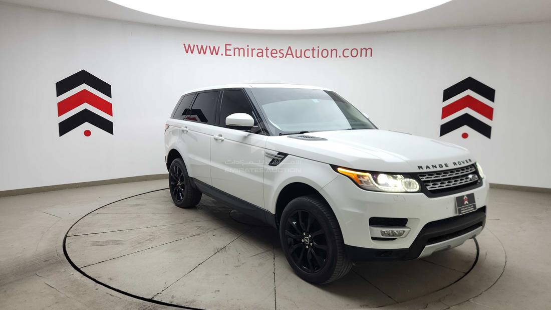 2014 Range Rover Sport — Front Right Angle — Photo 12