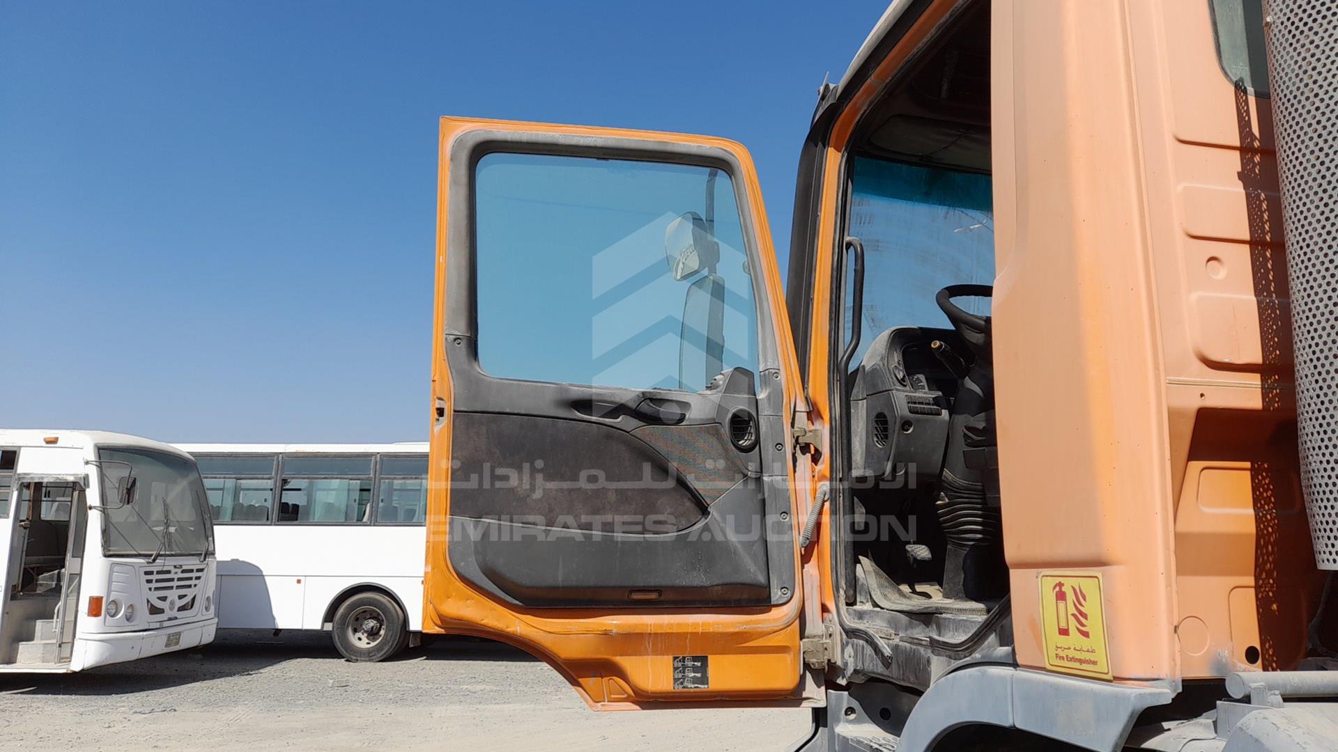 2007 MERCEDES 4031 VIN: WDAKHCAA77L184214
