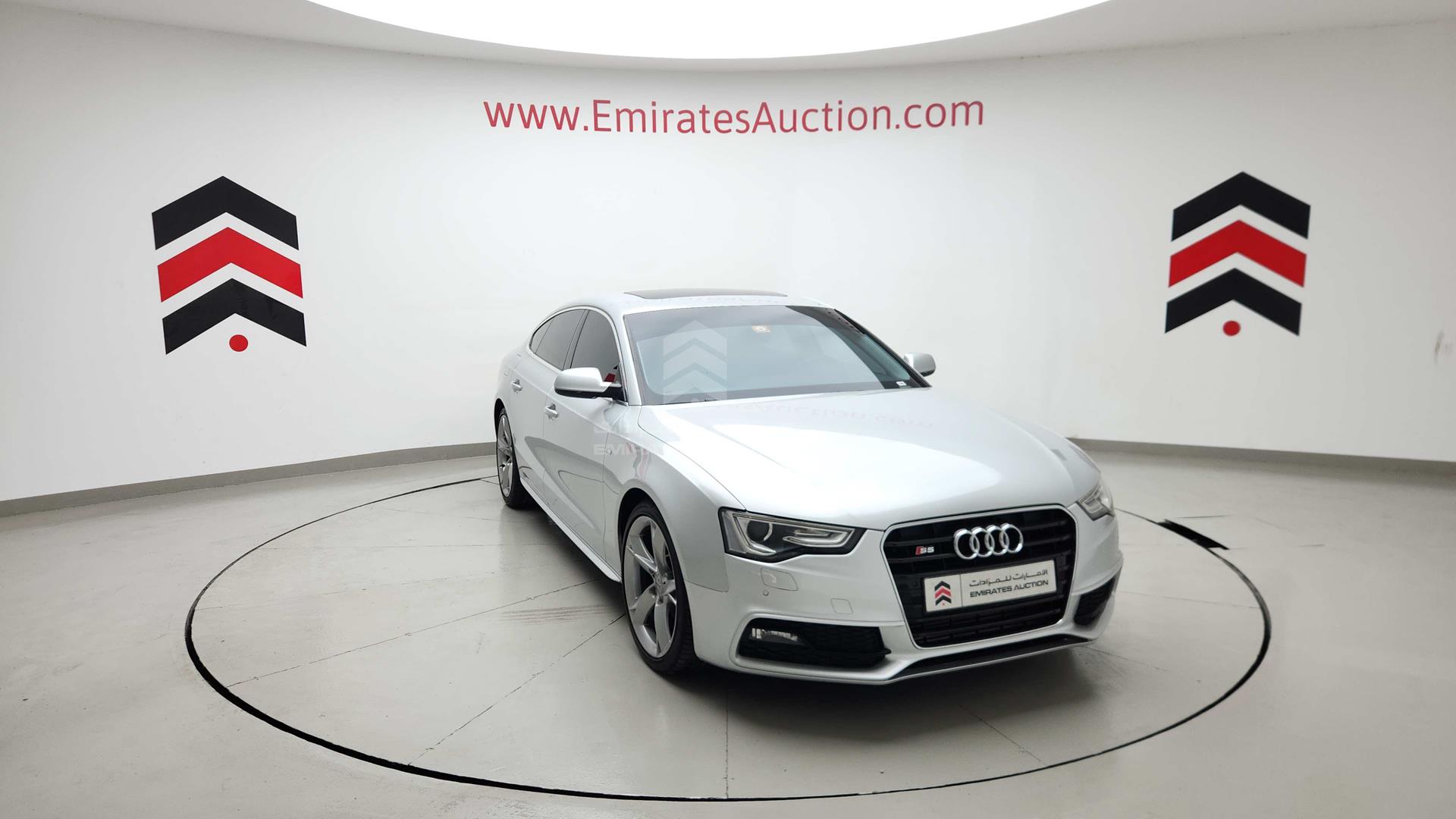 2013 AUDI A5 VIN: WAU8CDFR4DA018943