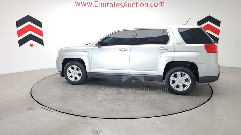 2GKAL8EKXF6303229 Auction: EmiratesAuction Lot: 412016 2GKAL8EKXF6303229 GMC Terrain 2015 SILVER Photo 58