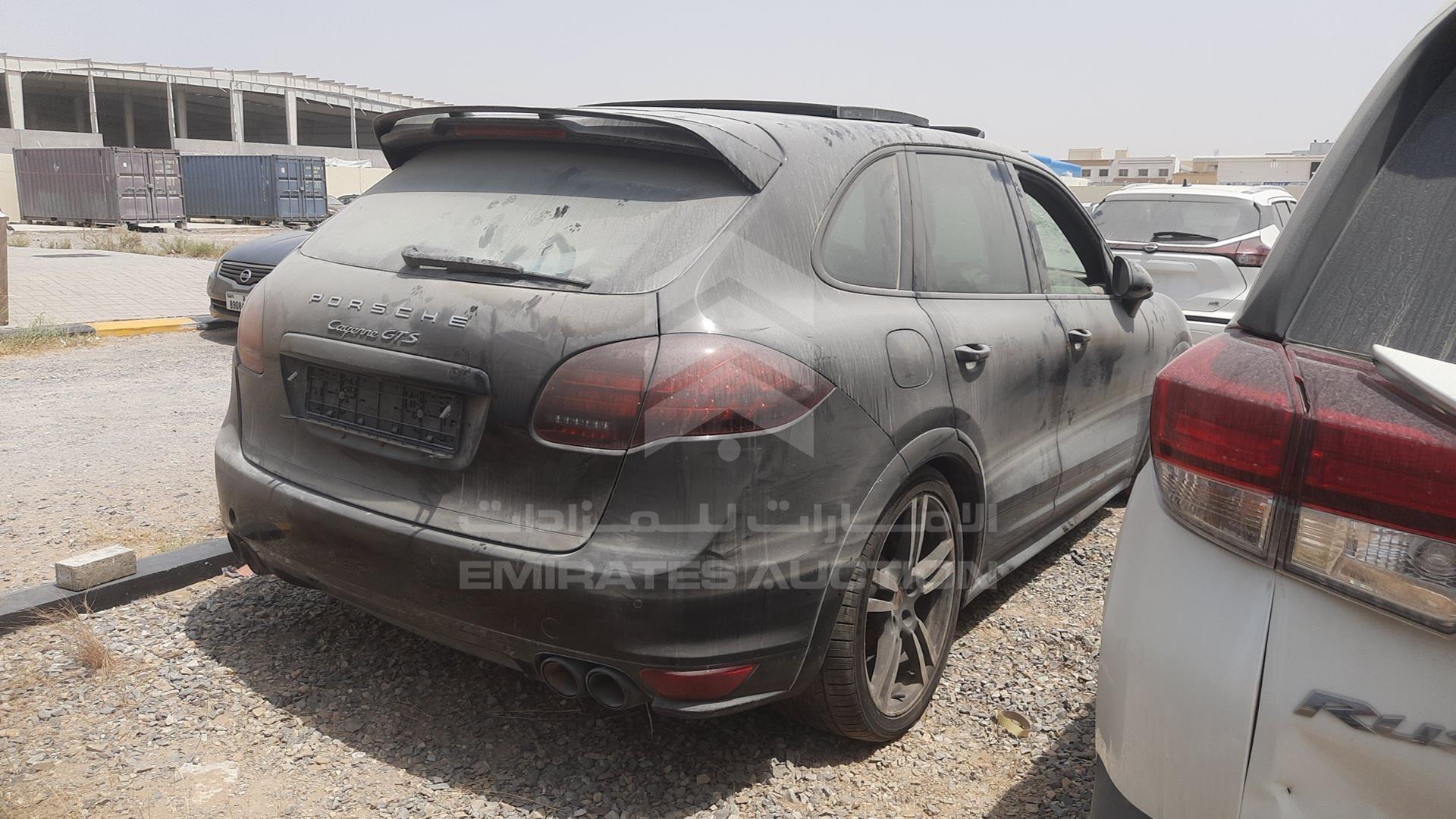 2014 PORSCHE CAYENNE GTS VIN: WP1ZZZ92ZELA70989