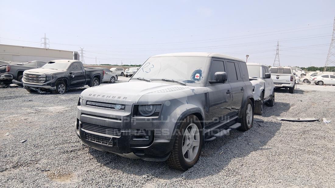 لاند روفر Defender 2023 — الزاوية الأمامية اليسرى — صورة 4