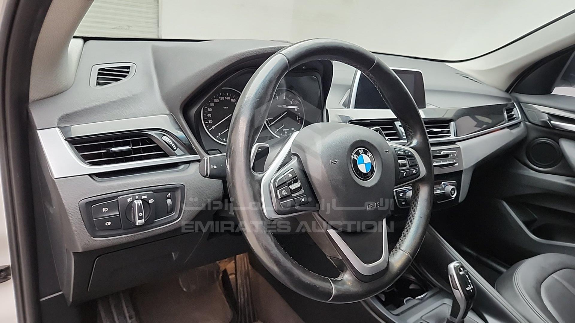 2018 BMW X1 VIN: WBAJG3106JEE24237