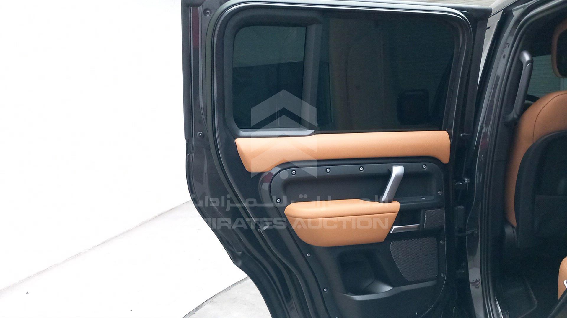 2023 LAND ROVER DEFENDER 110 VIN: SALEA7BE0P2121378