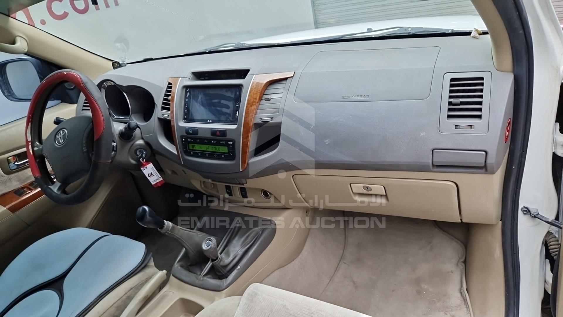 2009 TOYOTA FORTUNER VIN: MHFYU59G497009619
