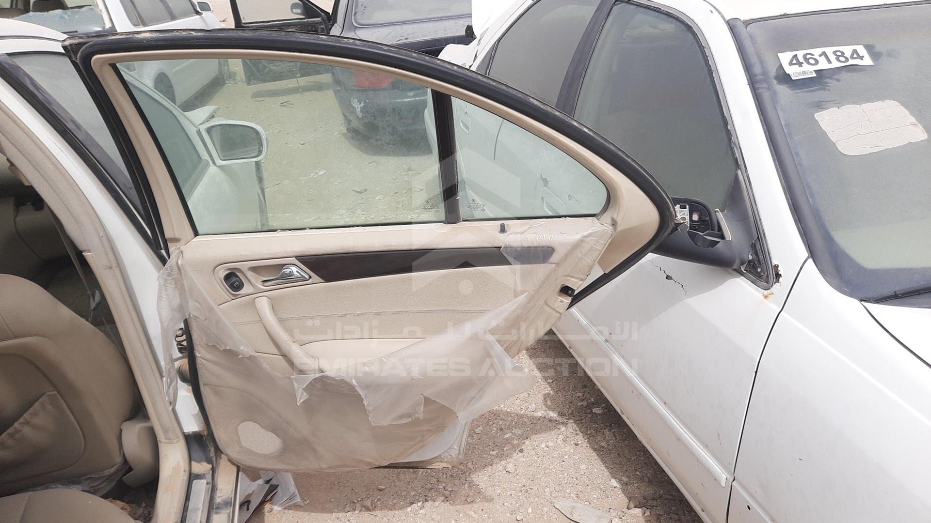 0 MERCEDES C 230 VIN: WDB2030401F632680