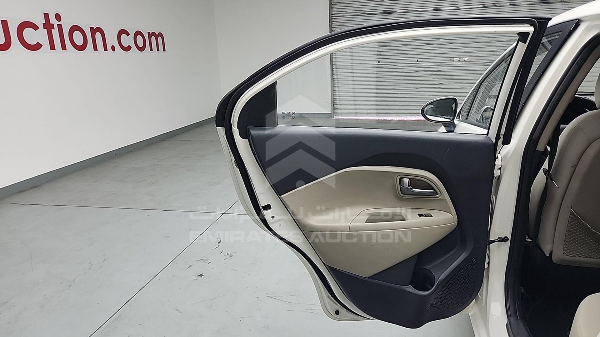 2014 KIA RIO VIN: KNADM5125E6247471