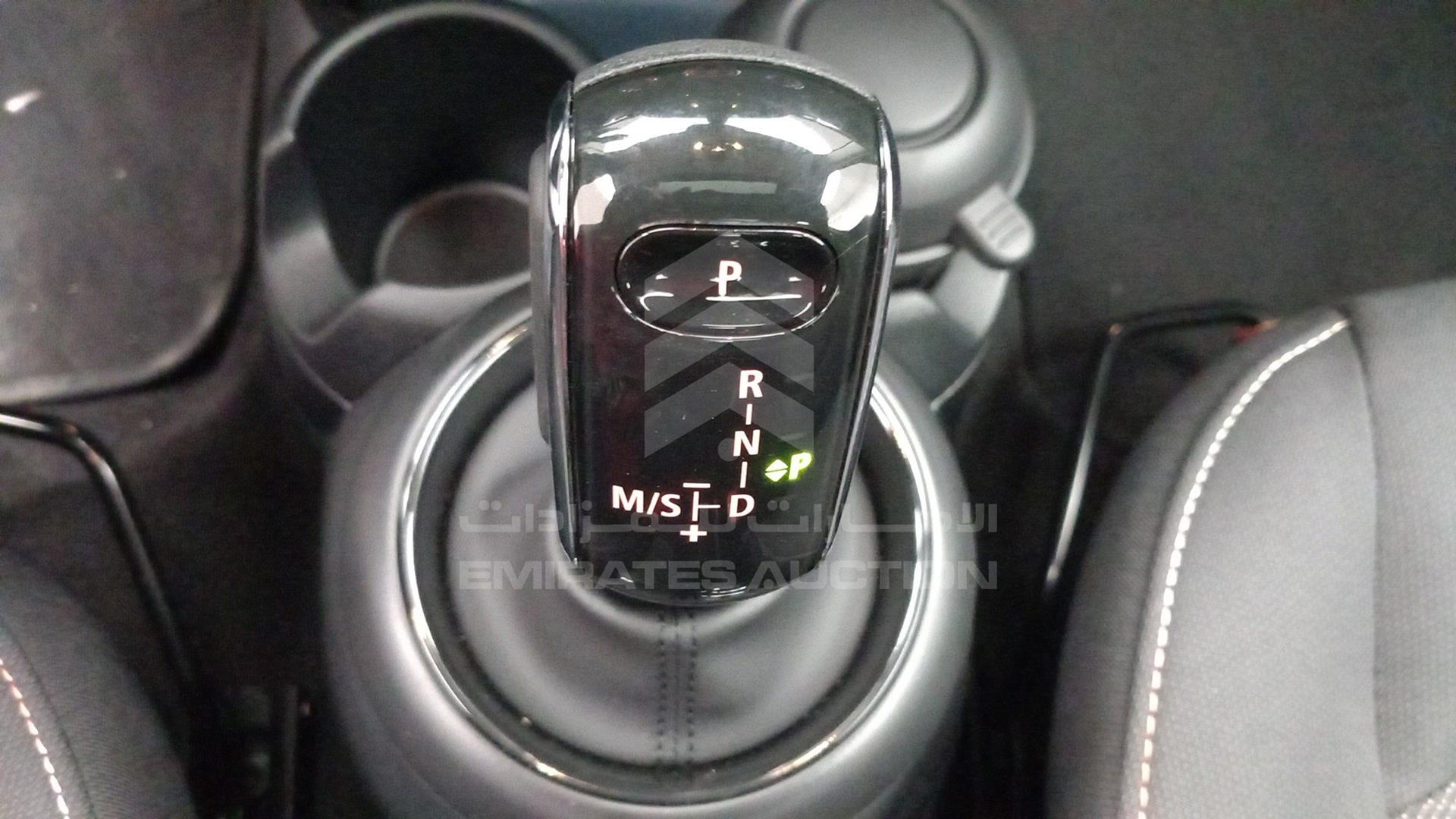 2024 MINI COOPER VIN: WMW31DK06R2V86104