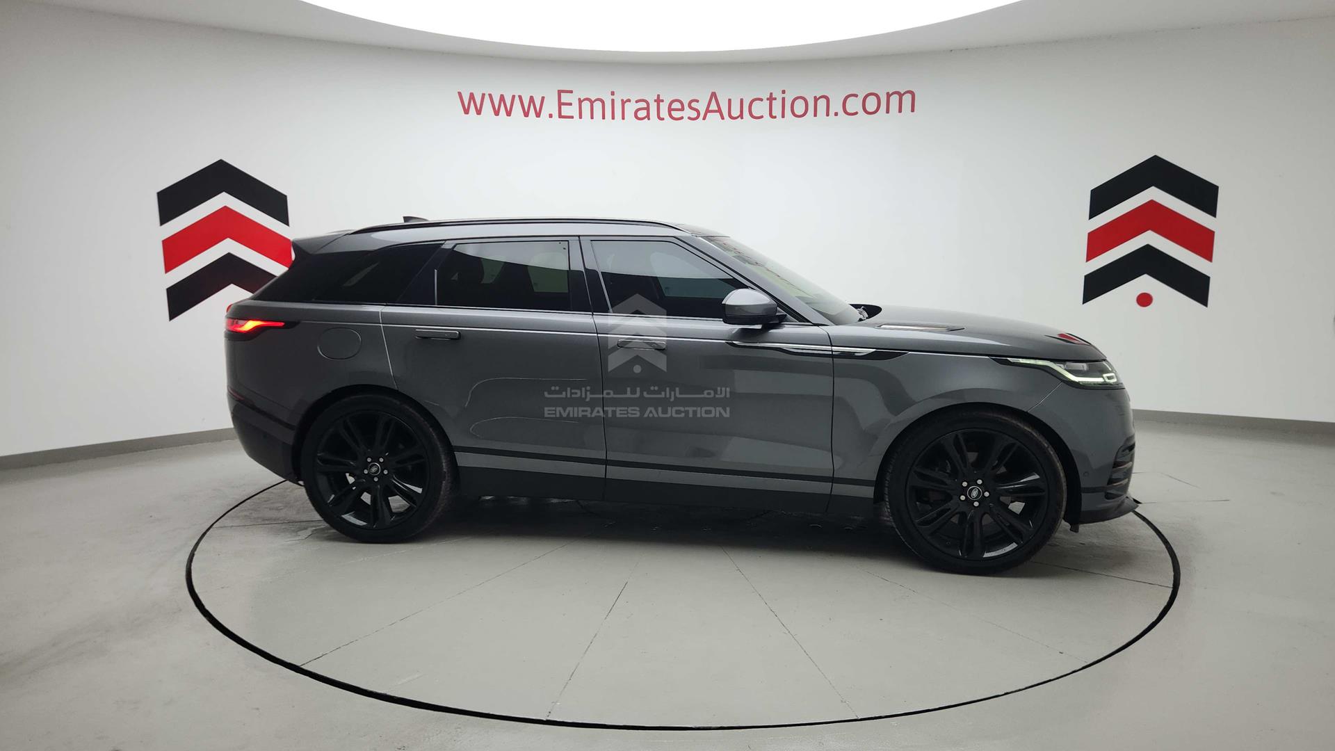 2018 RANGE ROVER --- VIN: SALYB2RV8JA716141