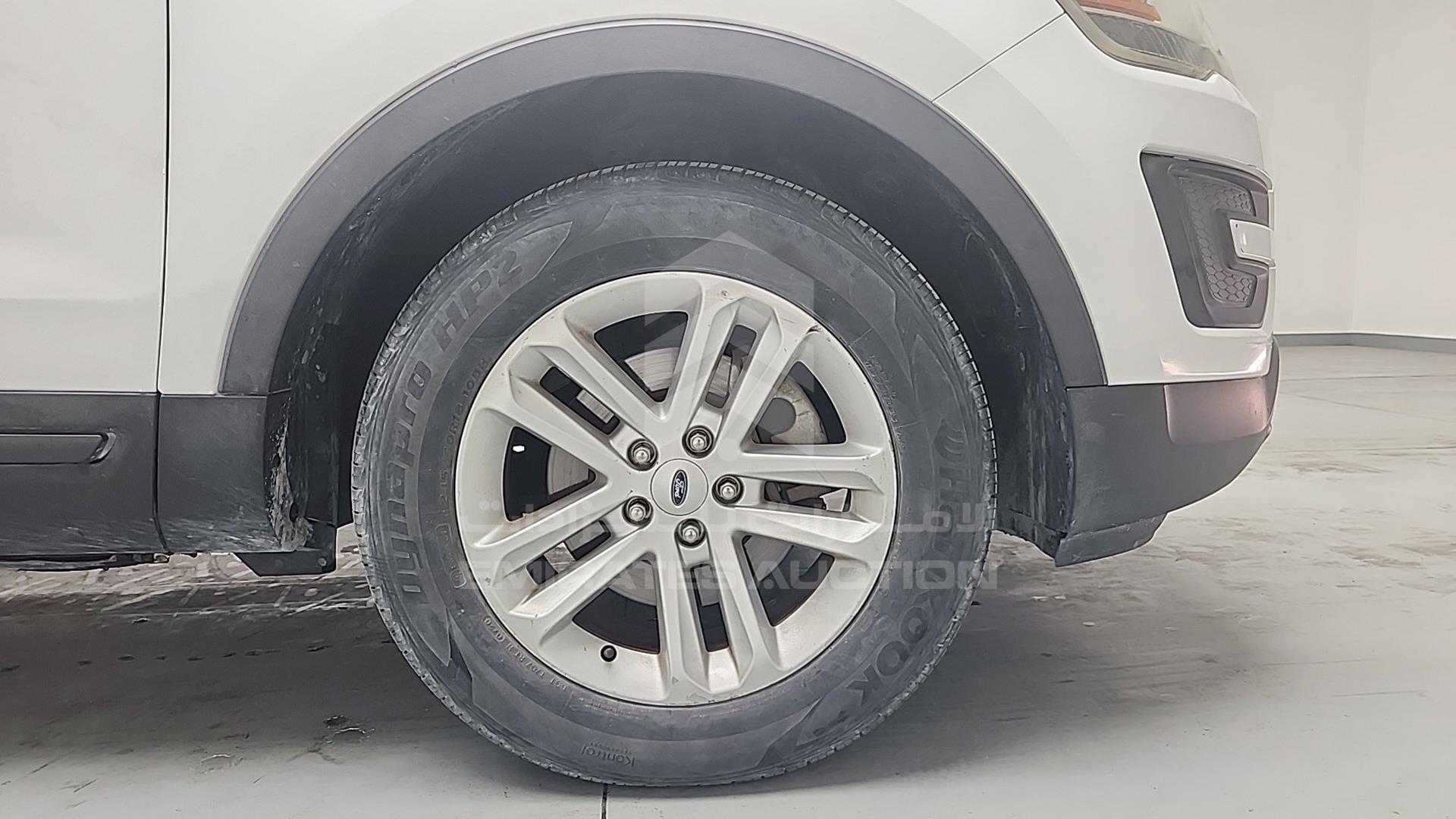 2016 FORD EXPLORER VIN: 1FM5K8B82GGC79286