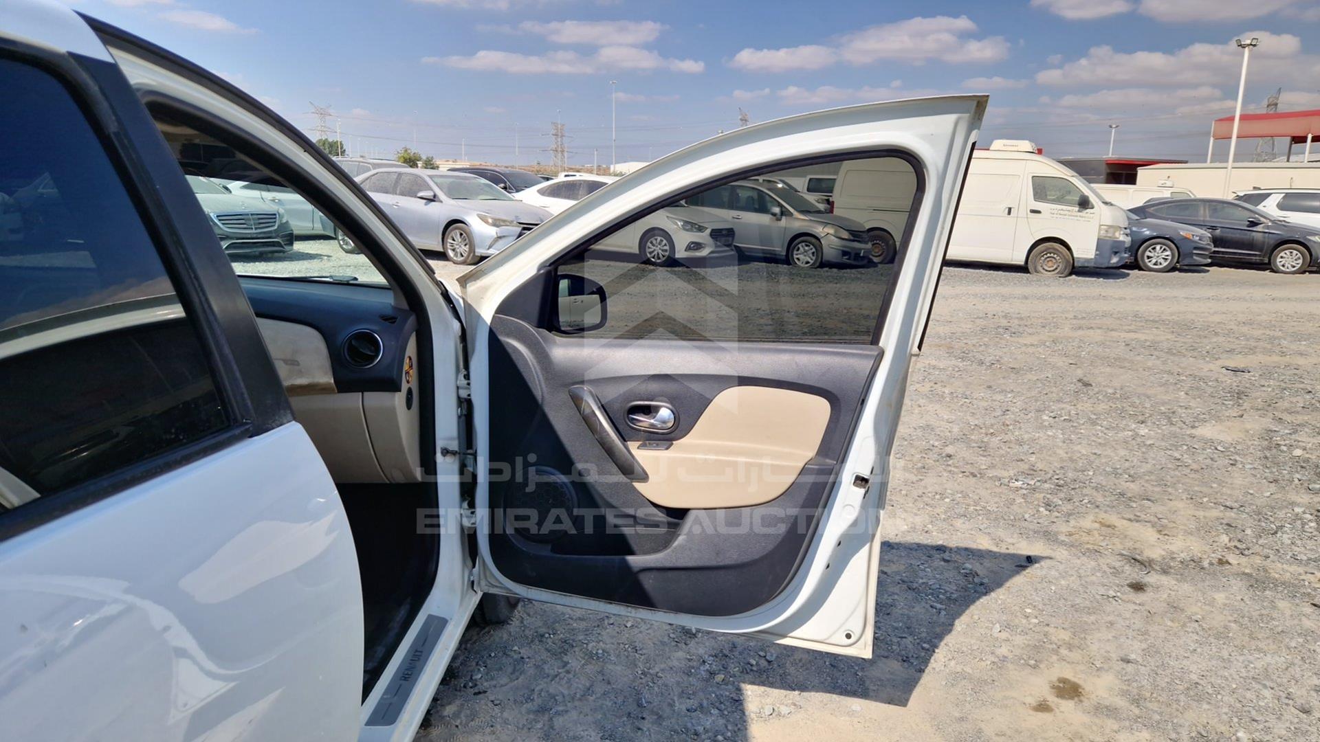 2017 RENAULT SYMBOL VIN: VF14SRAB2HT518524