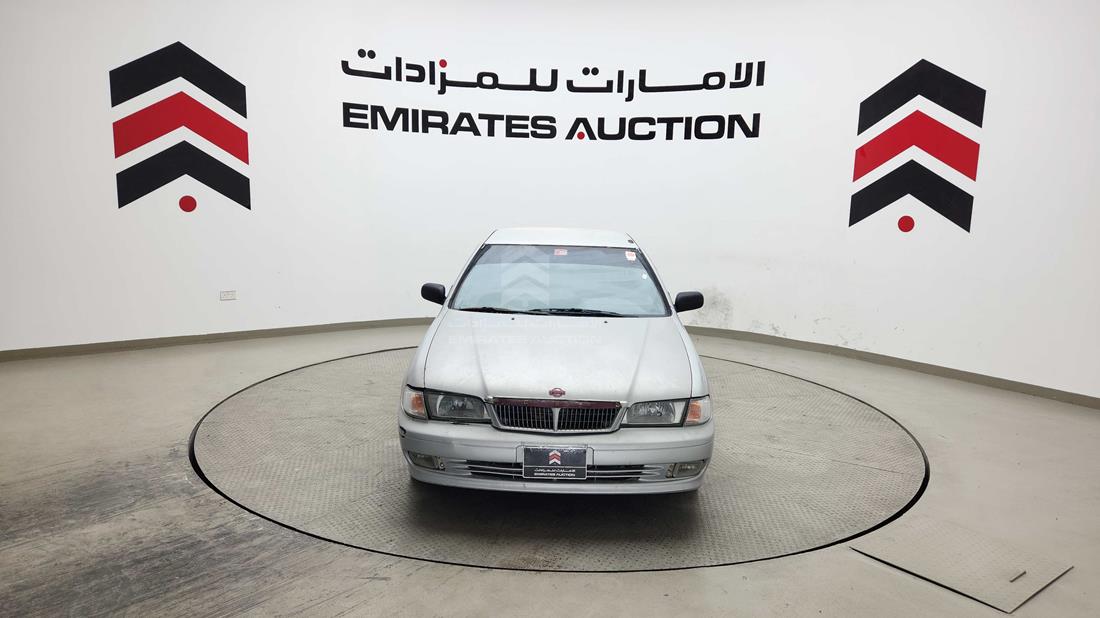 2000 Nissan Sunny — 360-degree view