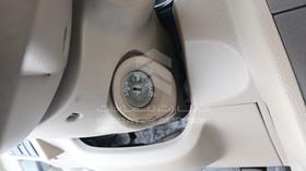 2012 Nissan Tiida — Keys — Photo 4 — Thumbnail