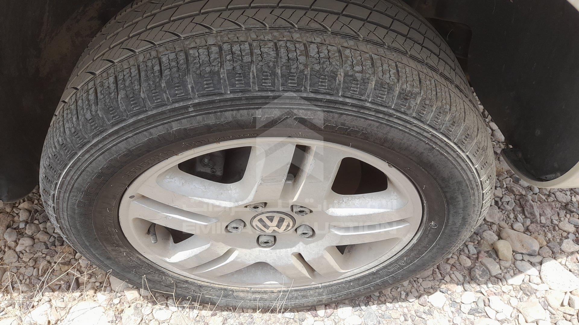 WVGAE27L86D051082 - 2006 Volkswagen Touareg - #348923