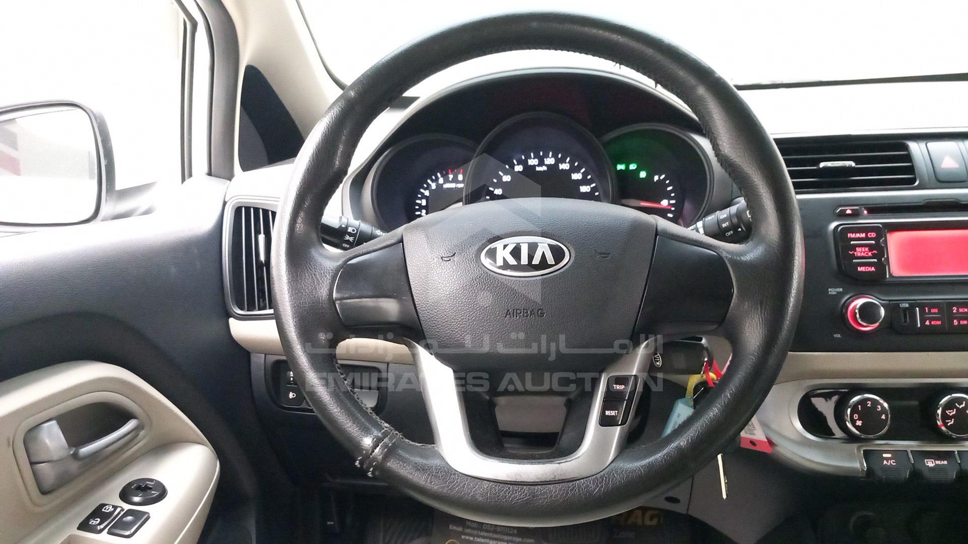 2014 KIA RIO VIN: KNADM5127E6854925