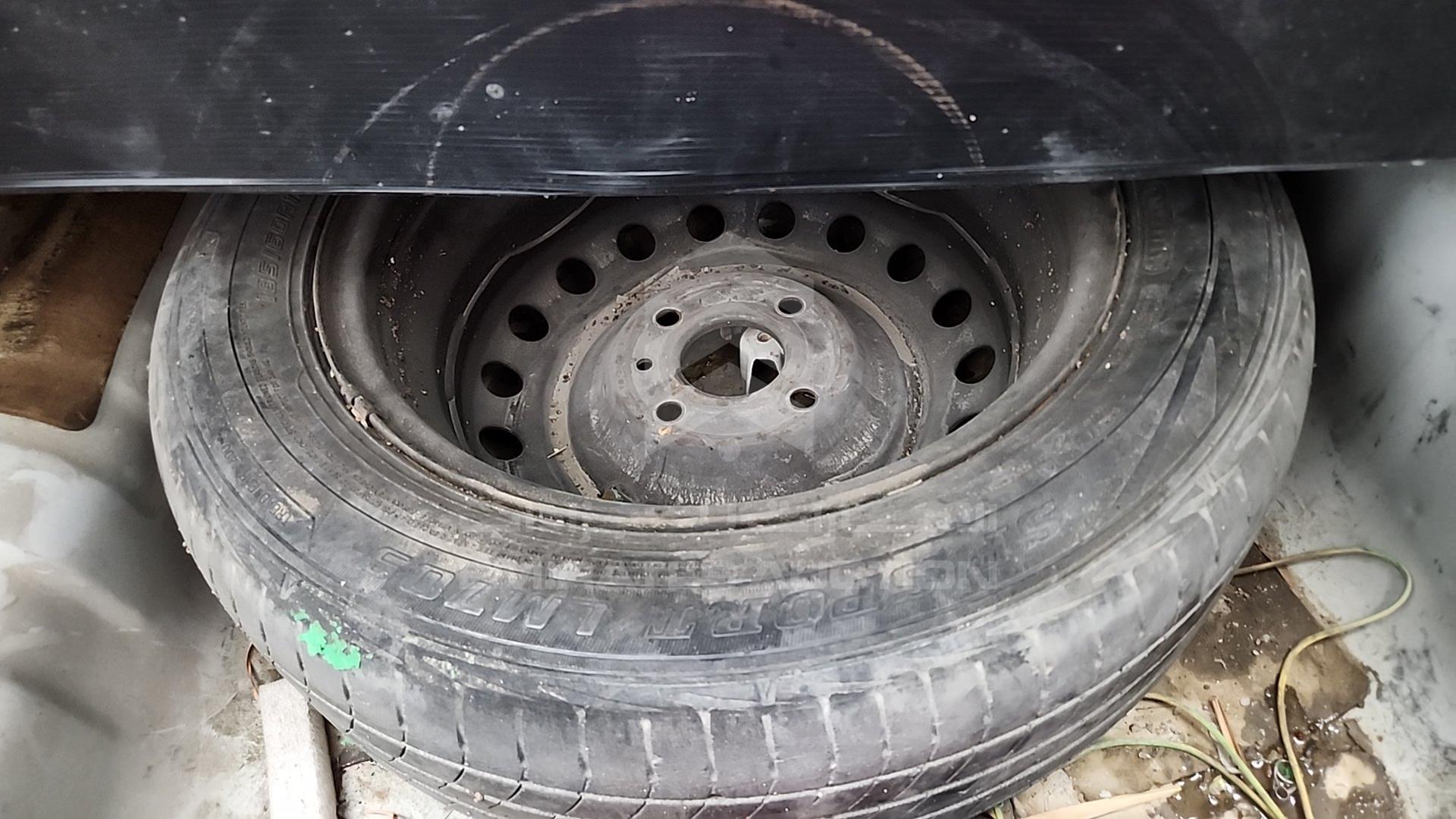 2011 NISSAN TIIDA VIN: 3N1BC1A6XBK201802