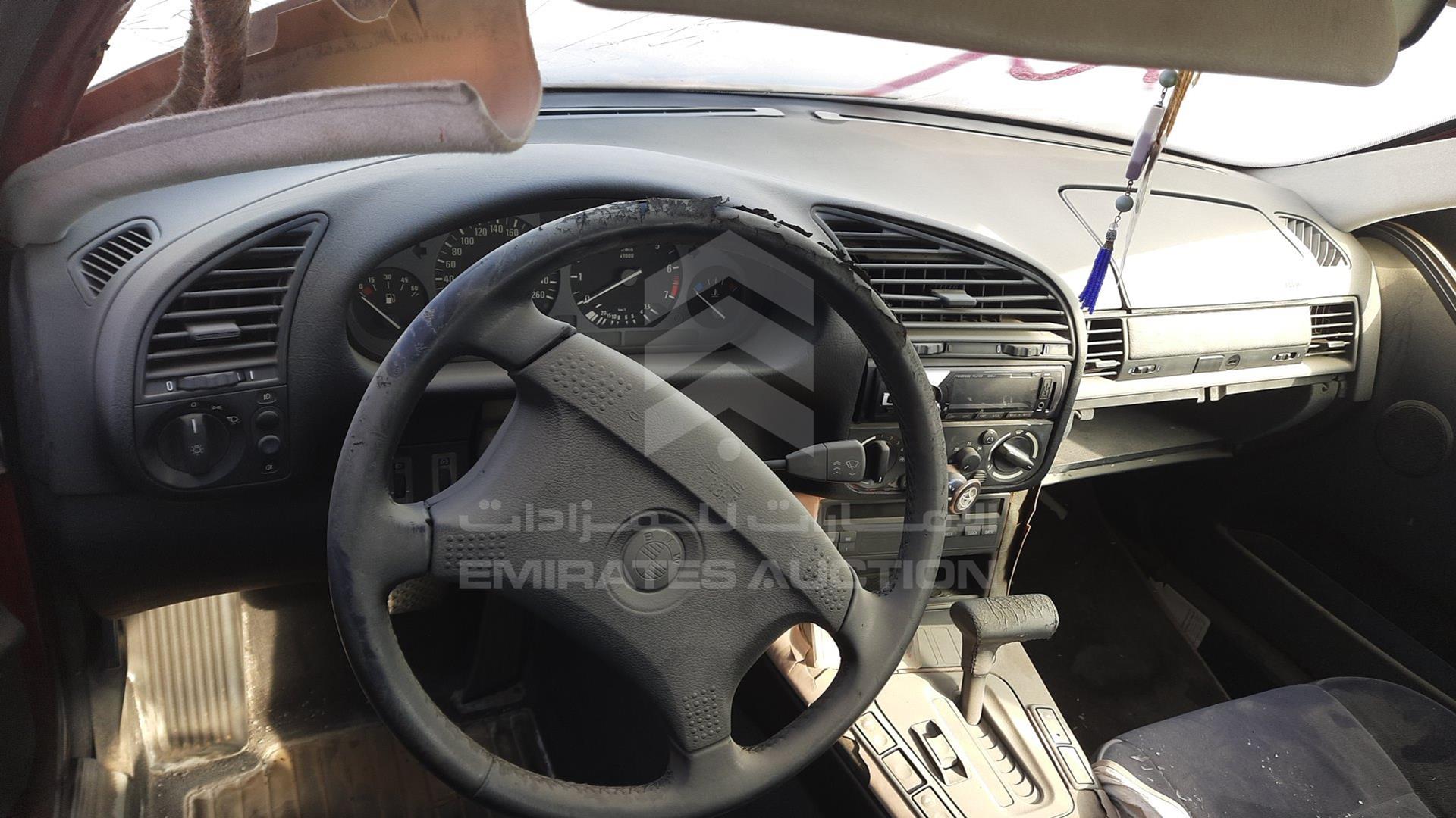 0 BMW 320I VIN: WBACB21060AL85024