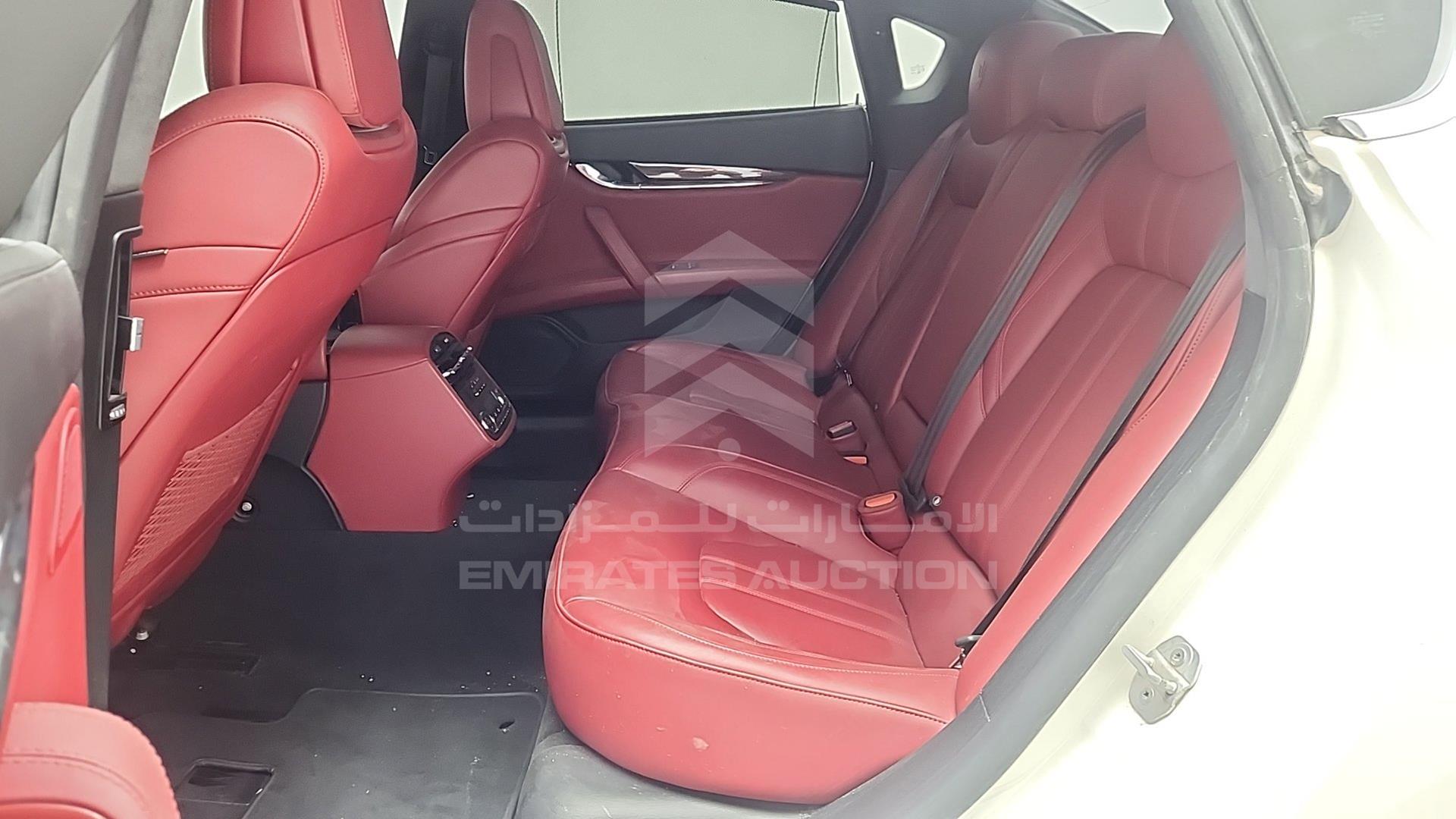 2017 MASERATI QUATTROPORTE VIN: ZAMRP56F8H1232360