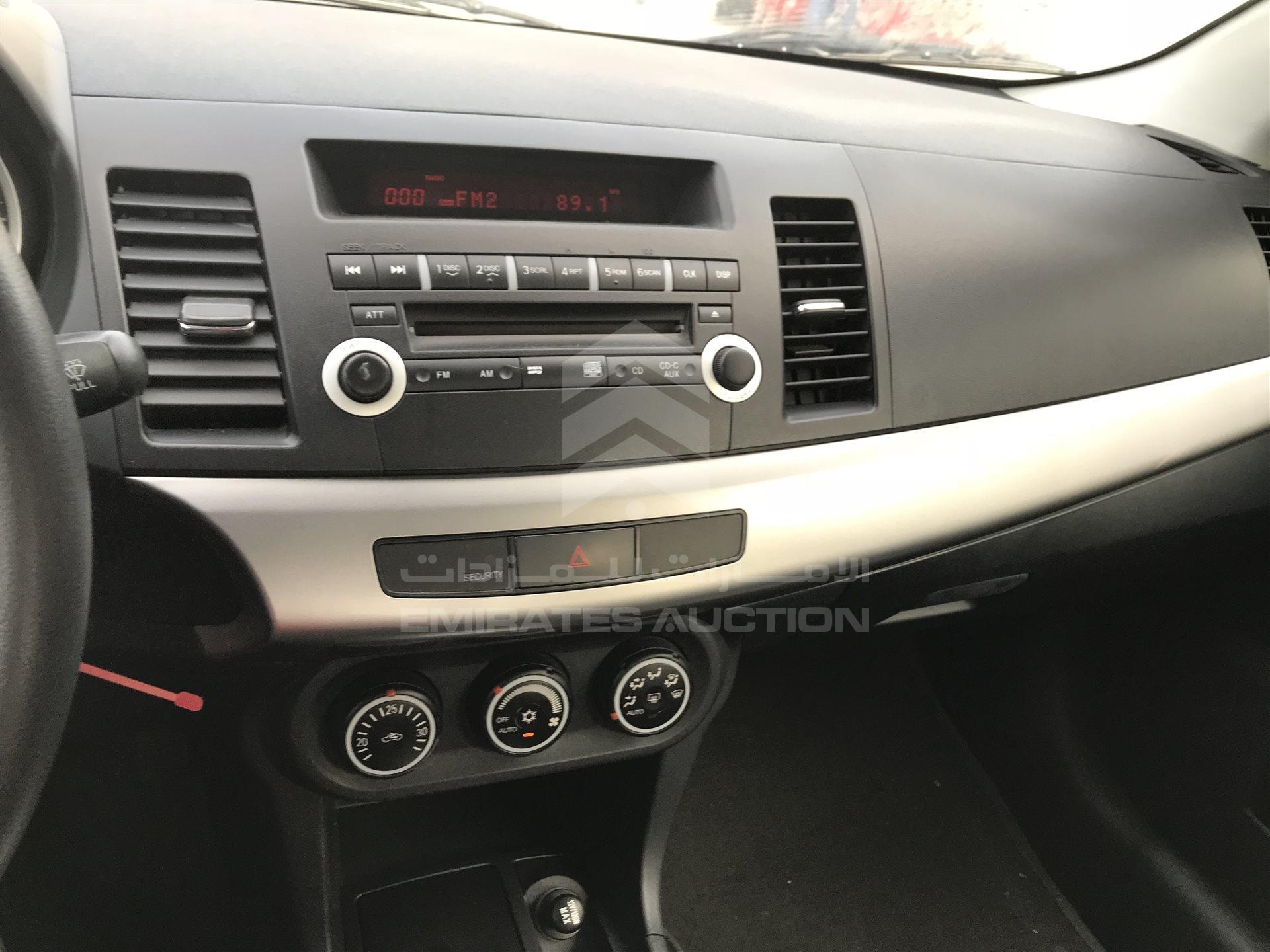 2013 Mitsubishi Lancer for sale in UAE | 97872