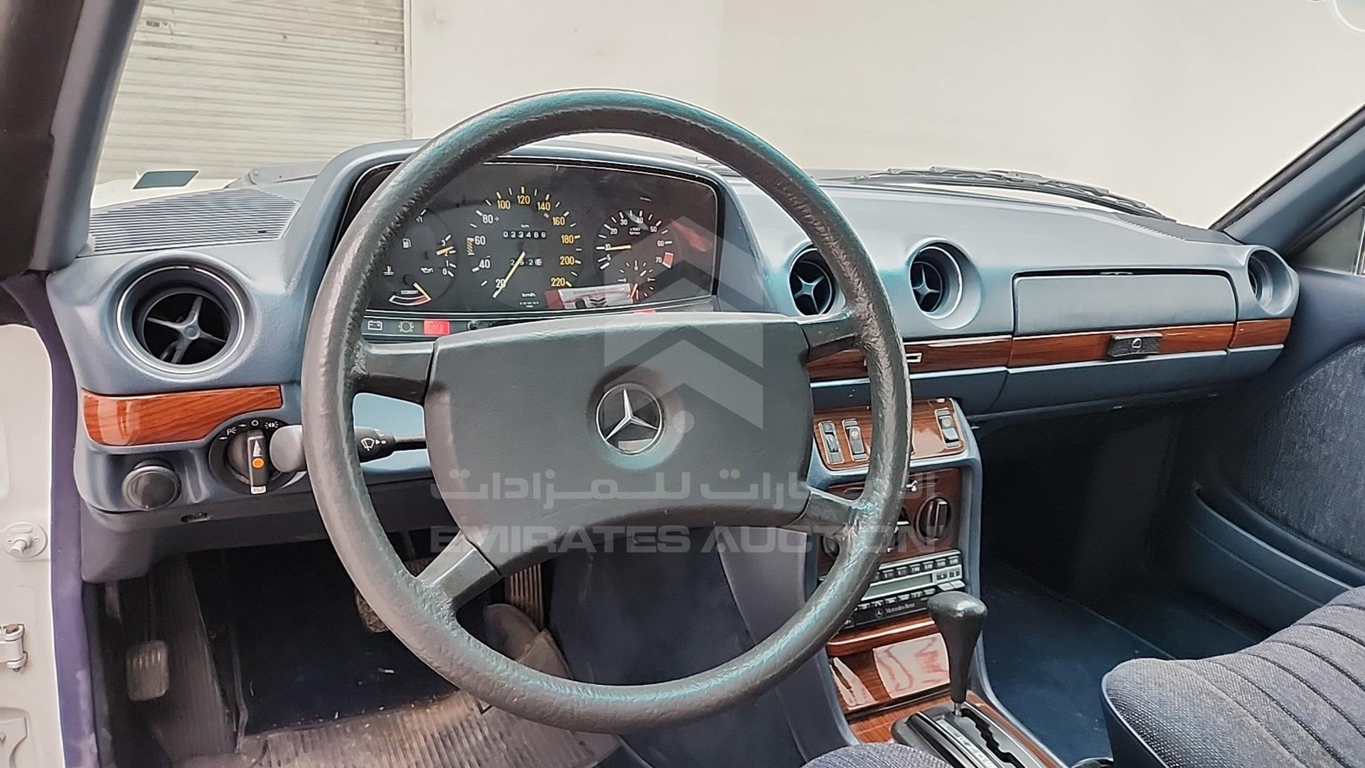 1985 MERCEDES CE 280 VIN: WDB1230531A210480