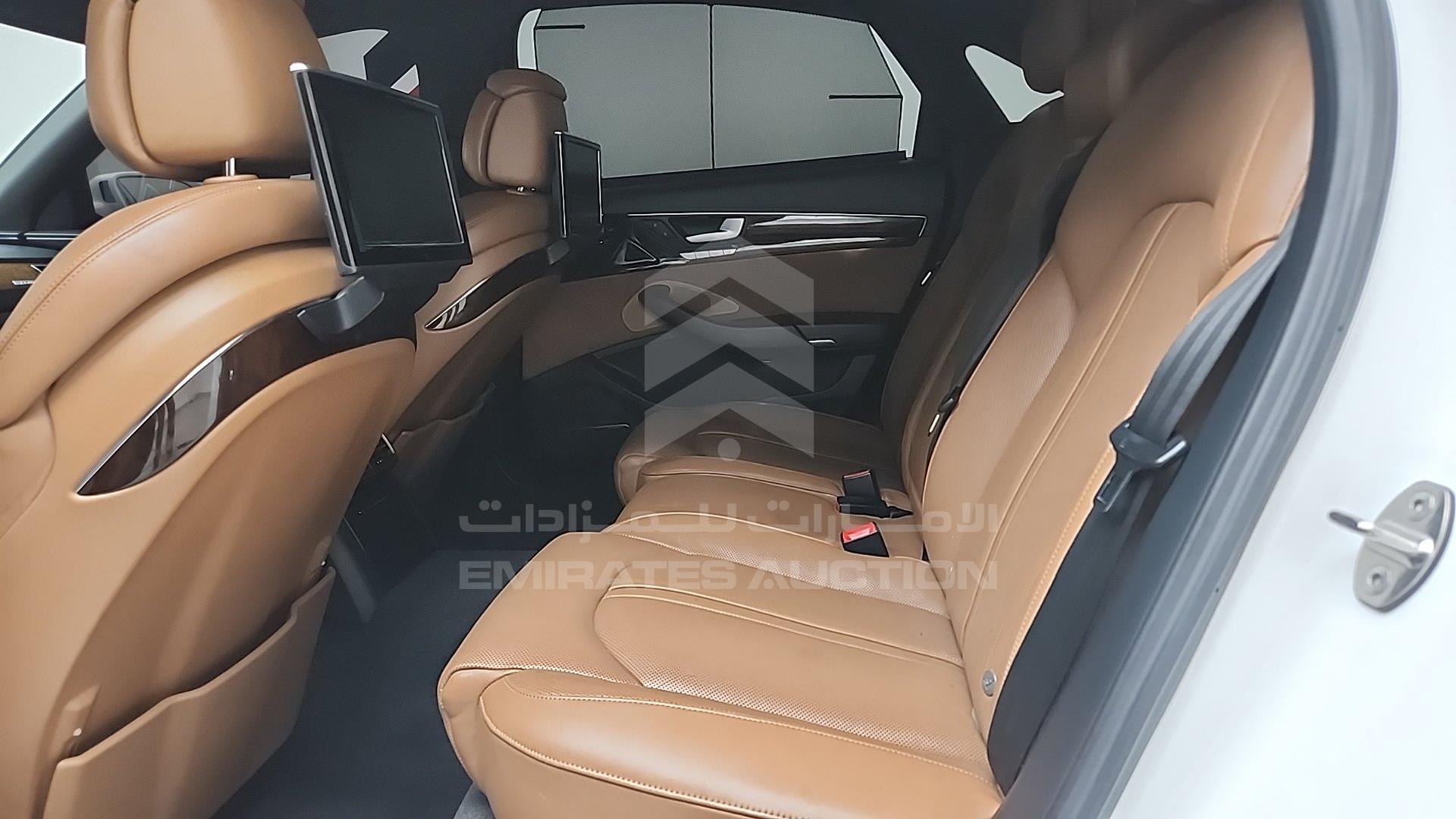 2015 AUDI A8 VIN: WAUY2BFD0FN000446