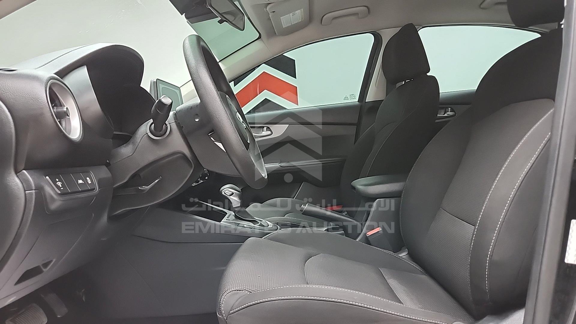 2020 KIA FORTE VIN: 3KPF24AD3LE174556