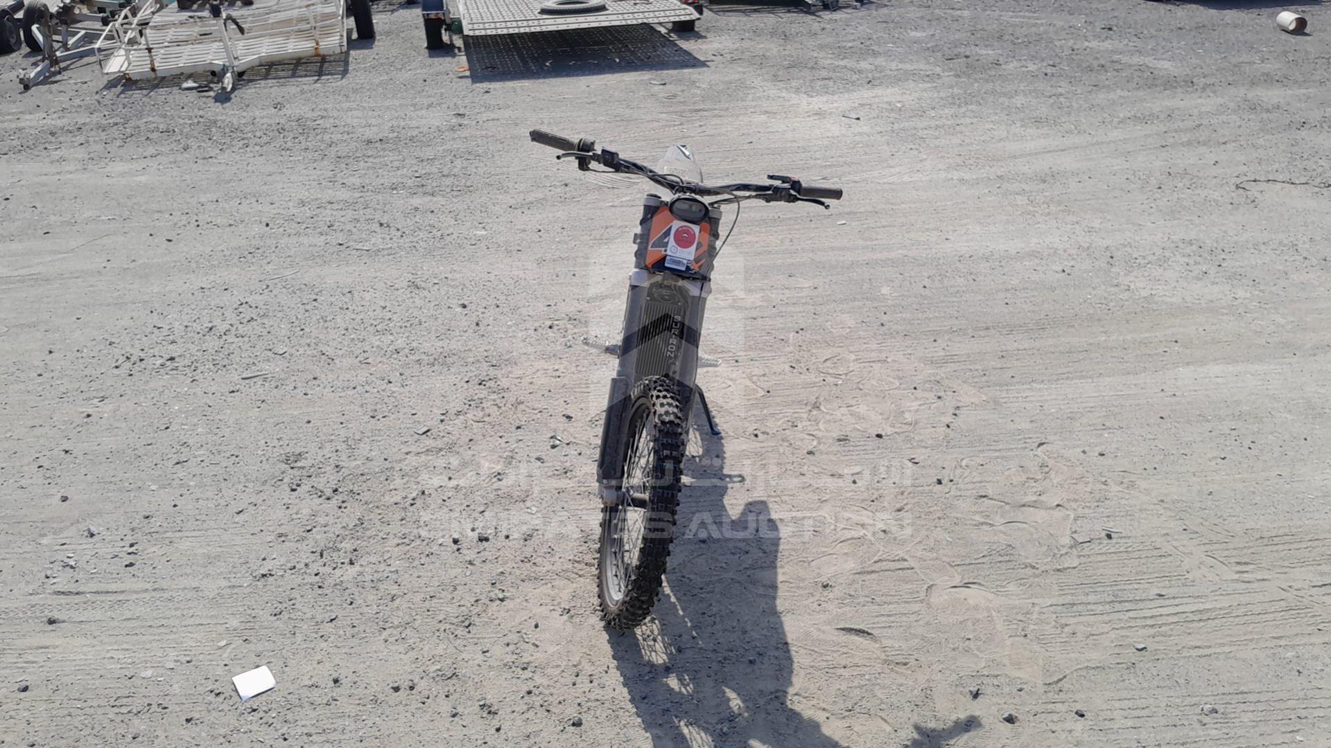 0 UNDEFINED MOTORCYCLE VIN: HU3YWC104P0031715