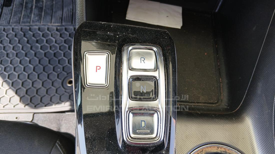 2021 Hyundai Sonata Hybrid — Gear View — Photo 18