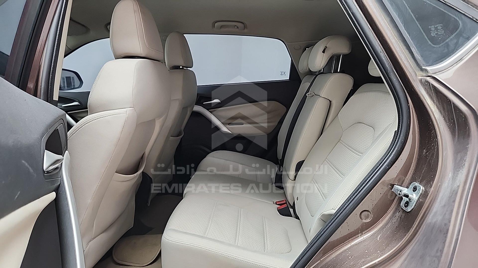 2016 MG GS VIN: LSJA24W34GS012141