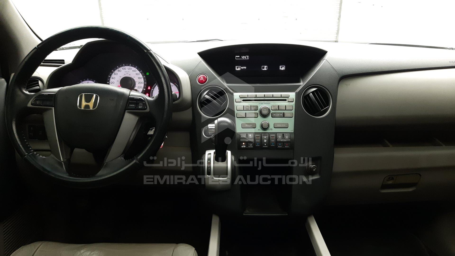 2011 HONDA PILOT VIN: 5FNYF4856BB701140
