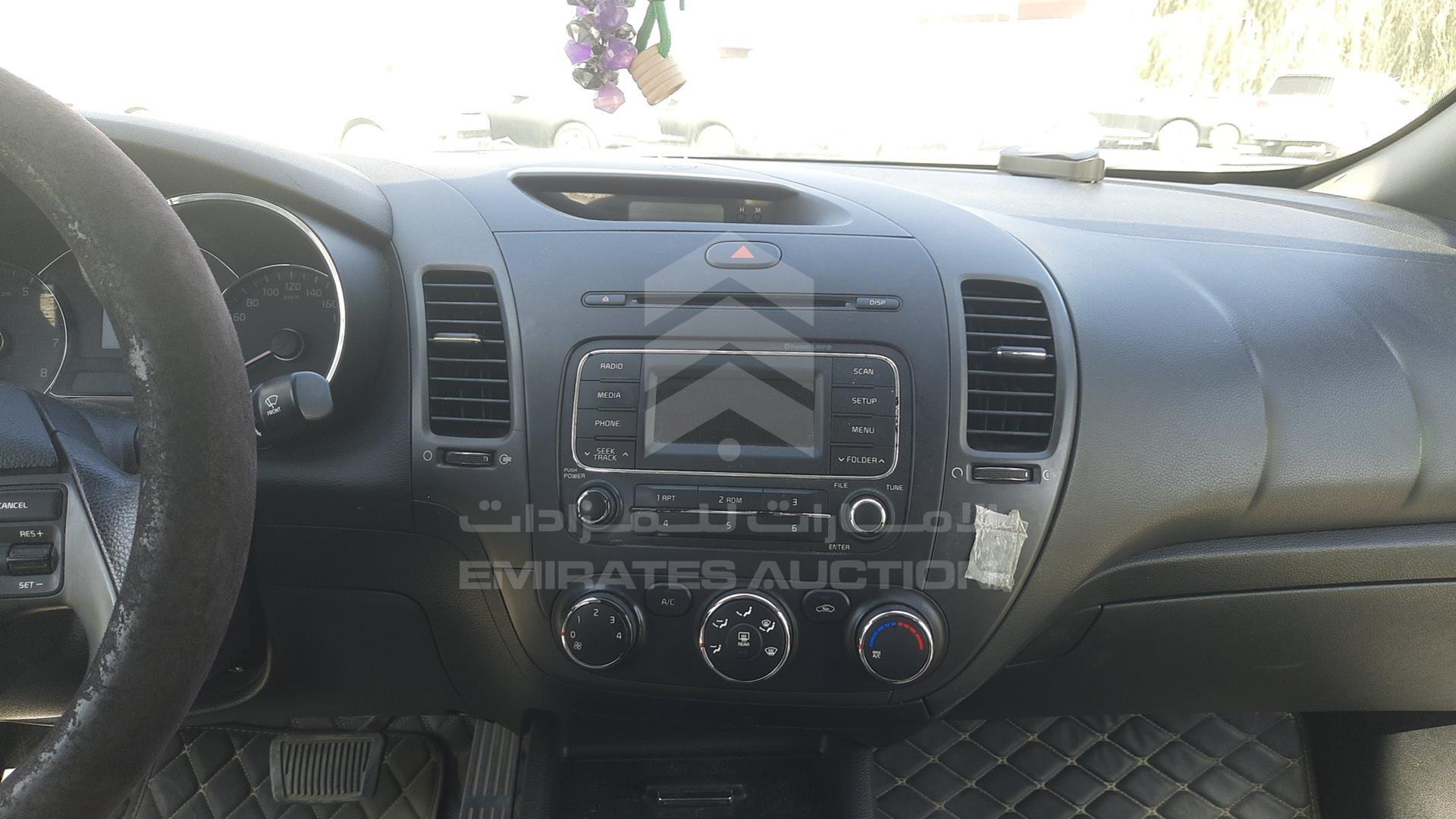 2016 KIA CERATO VIN: KNAFK4118G5418982