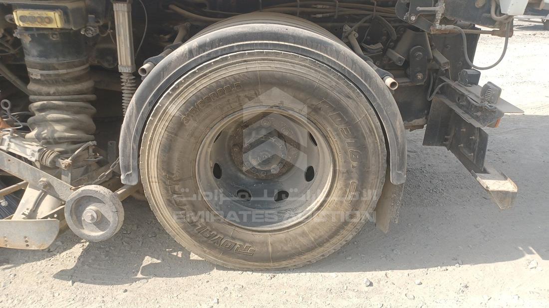 Iveco — Rear Left Tyre — Photo 44