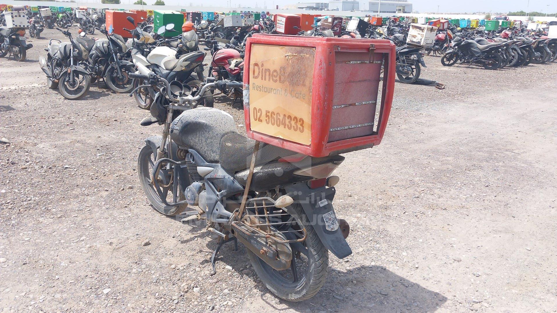 2014 HONDA CBF150 MA VIN: ME4KC09CME8860332