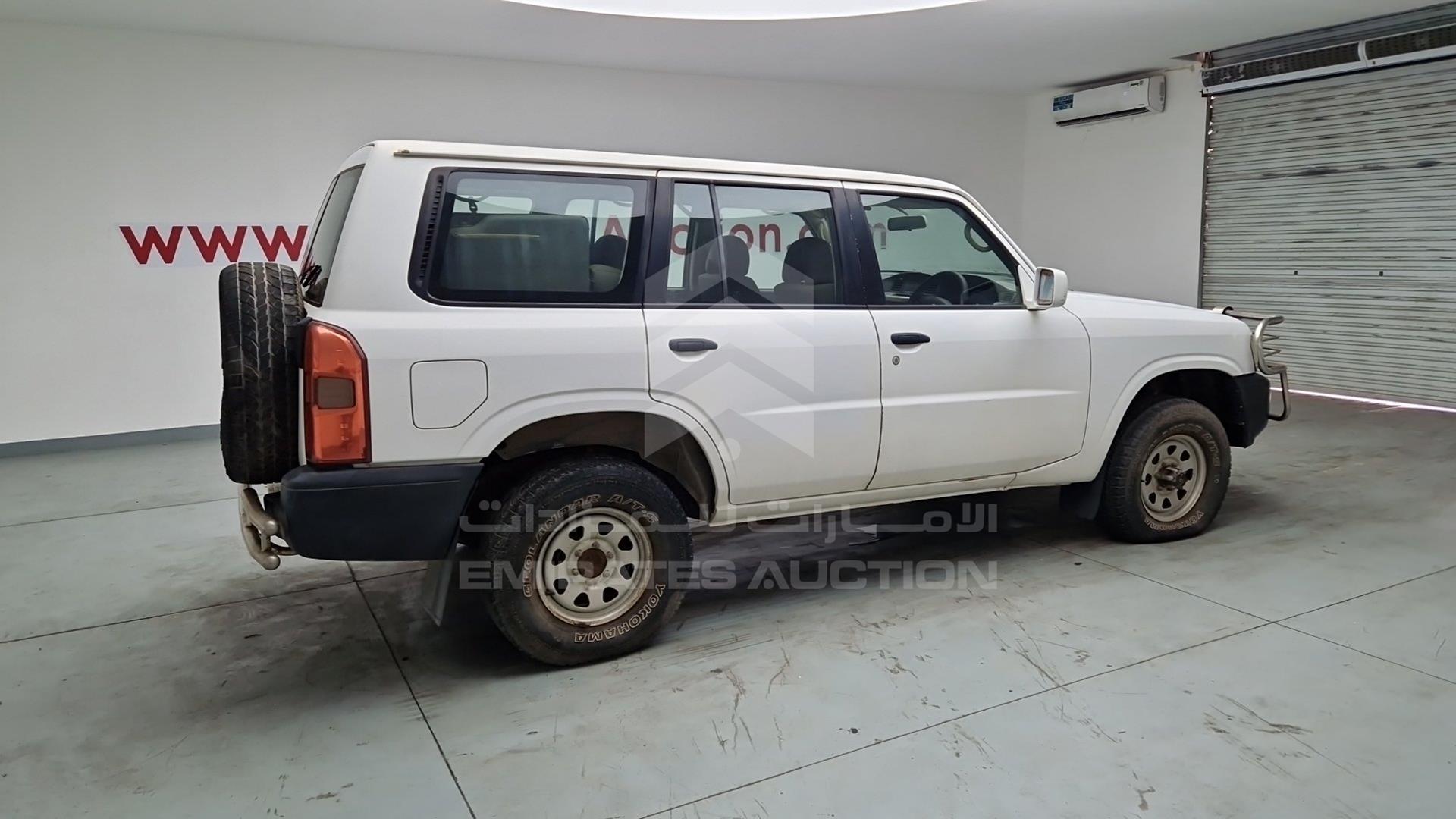 2010 NISSAN PATROL VIN: JN1TCSY61Z0578777
