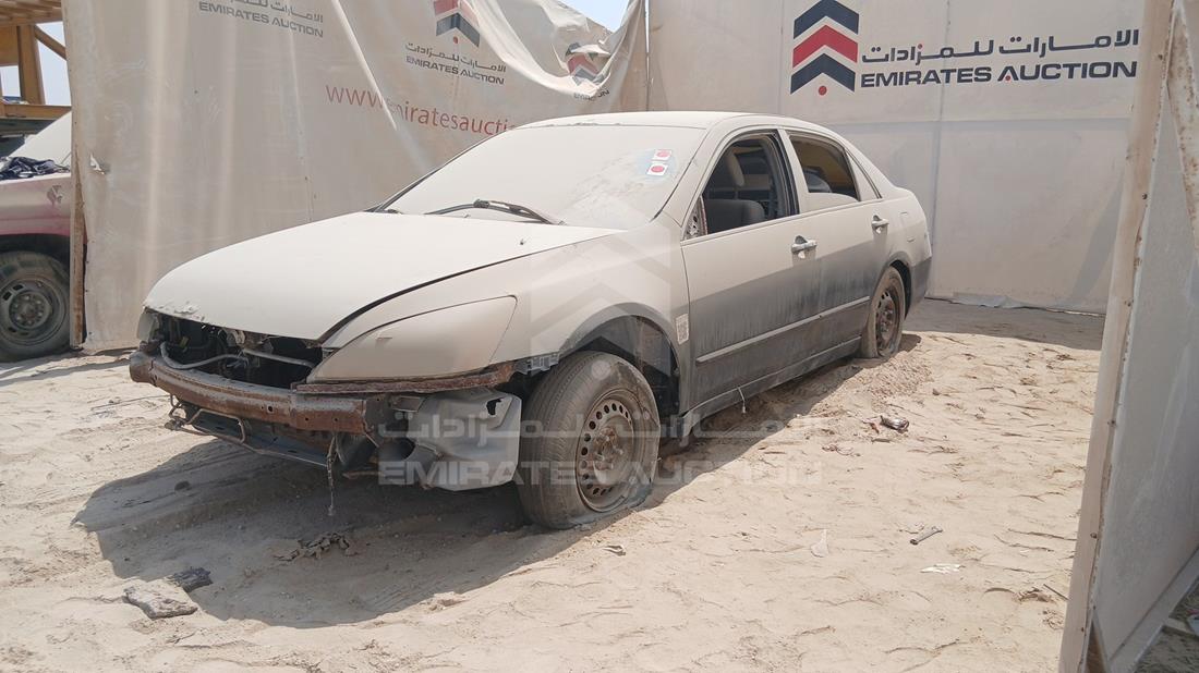 هوندا اكورد 2006 — الزاوية الأمامية اليسرى — صورة 5