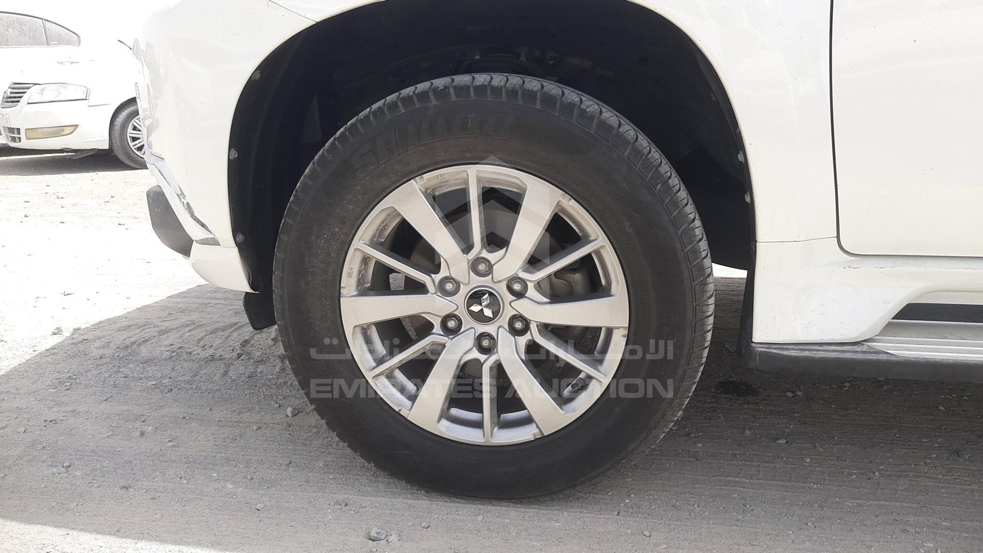 2019 MITSUBISHI MONTERO VIN: MMEMC71XXKH006709